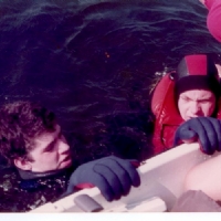 Ja hoe komen we in dat bootje.