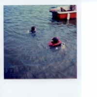 Het moet hier beneden liggen!!!